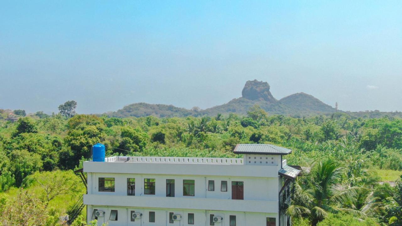 Sigiri Sierra View Resort 锡吉里亚 外观 照片